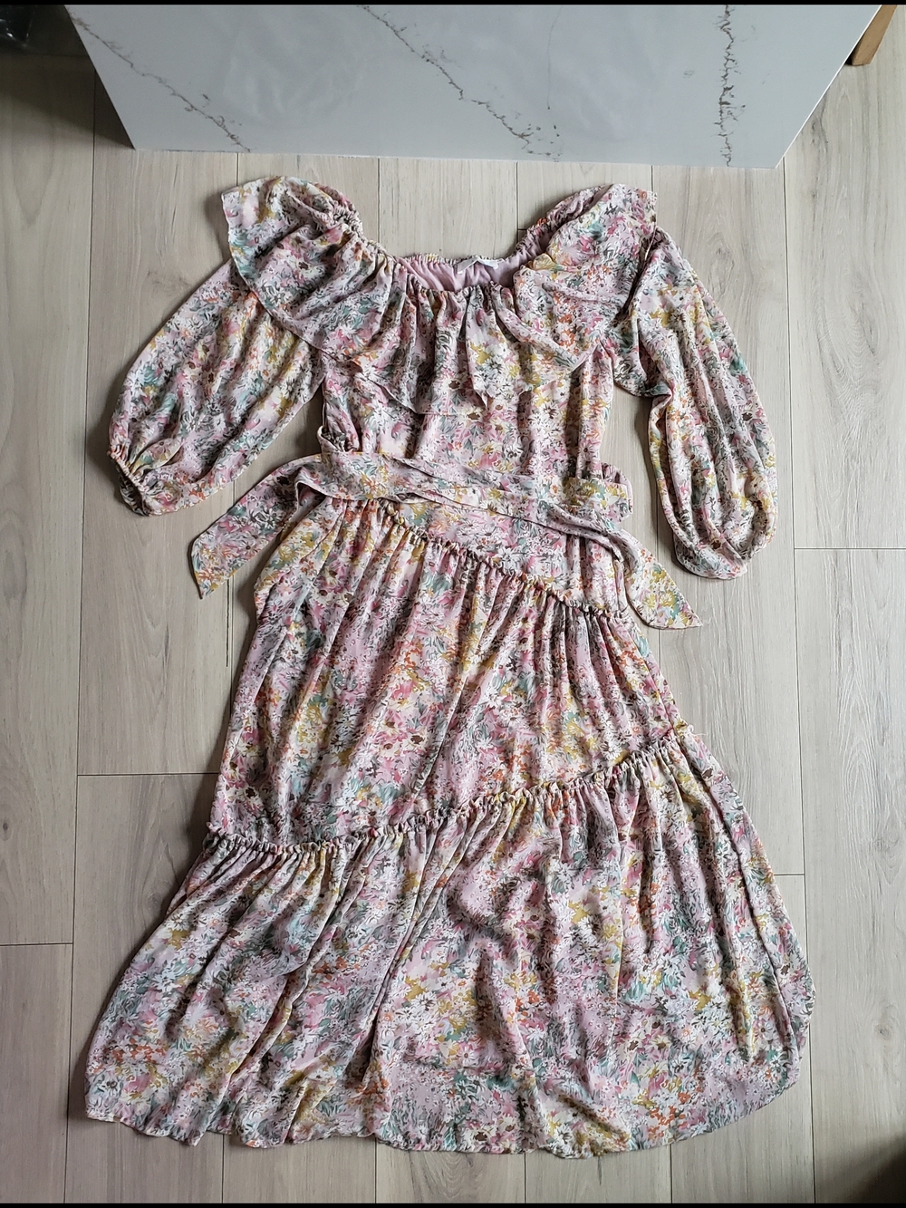 Astr‎ Pink Floral Ruched Waist Dress